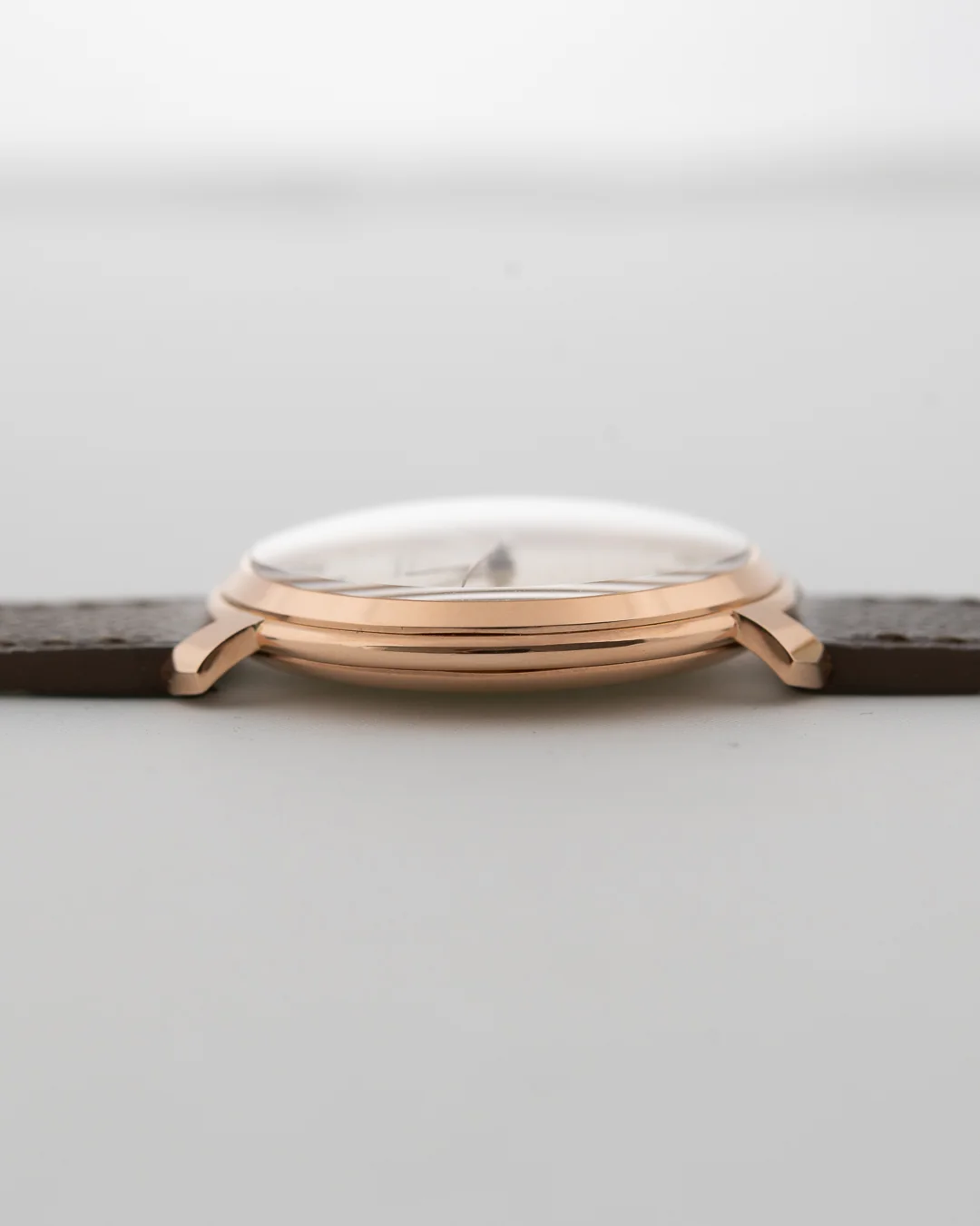 Iwc 18k Shark Fin 1963 - Image 4
