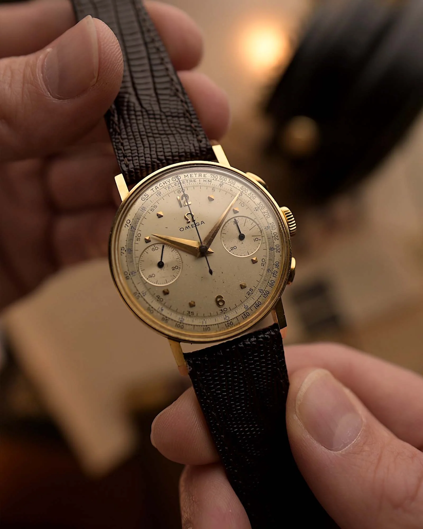Omega 2393 Chronograph 18k 1960 - Image 3