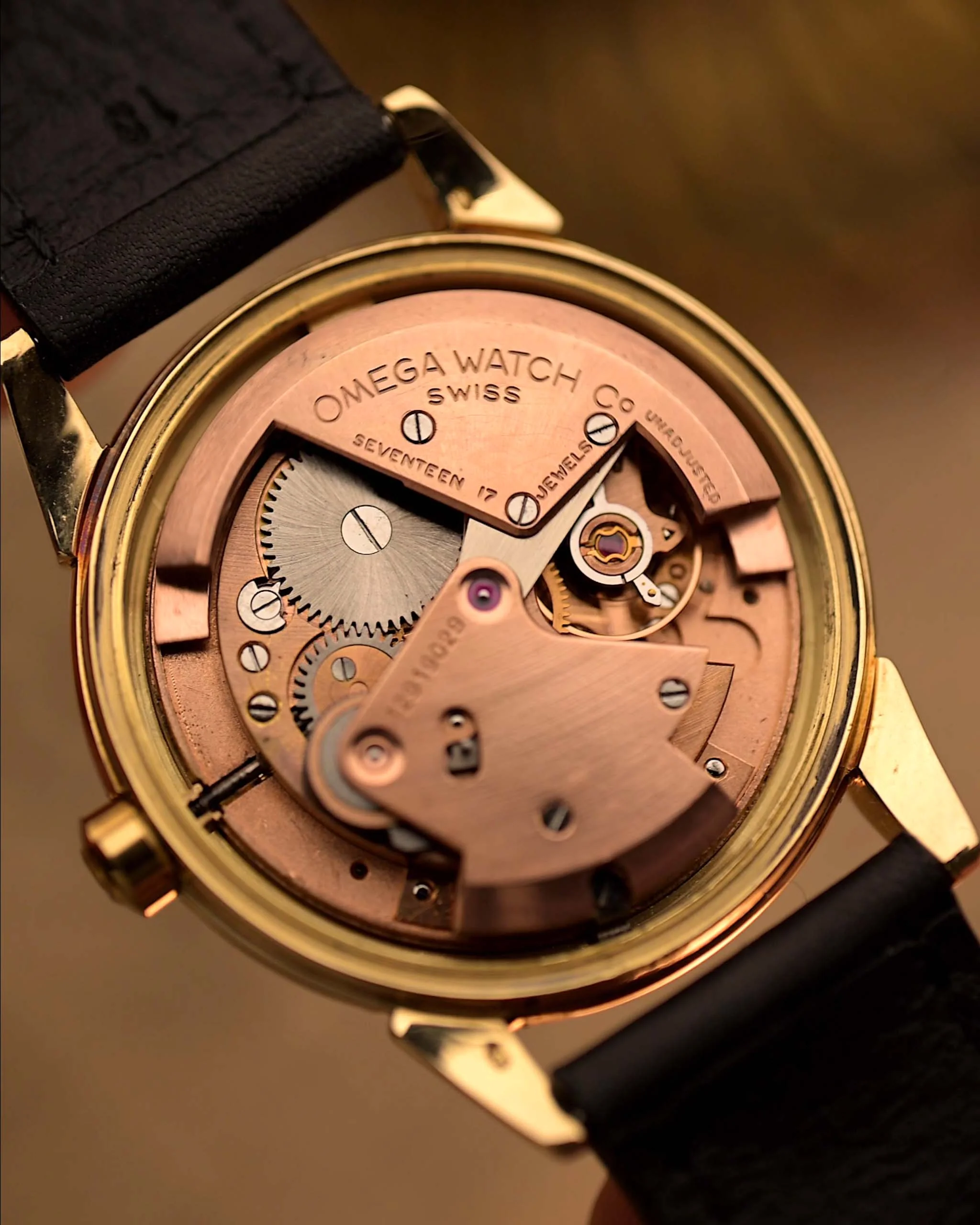 Omega 2627 Seamaster 14k Calendar Black 1950 - Image 8