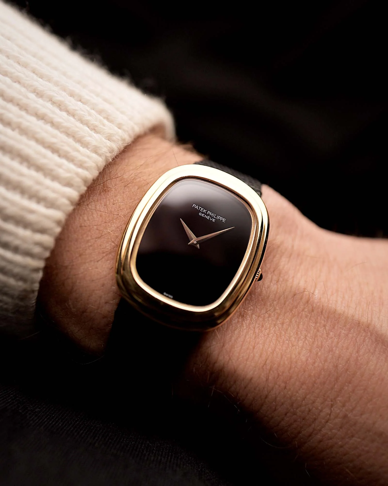 Patek Philippe 3730 Ellipse Onyx 1977