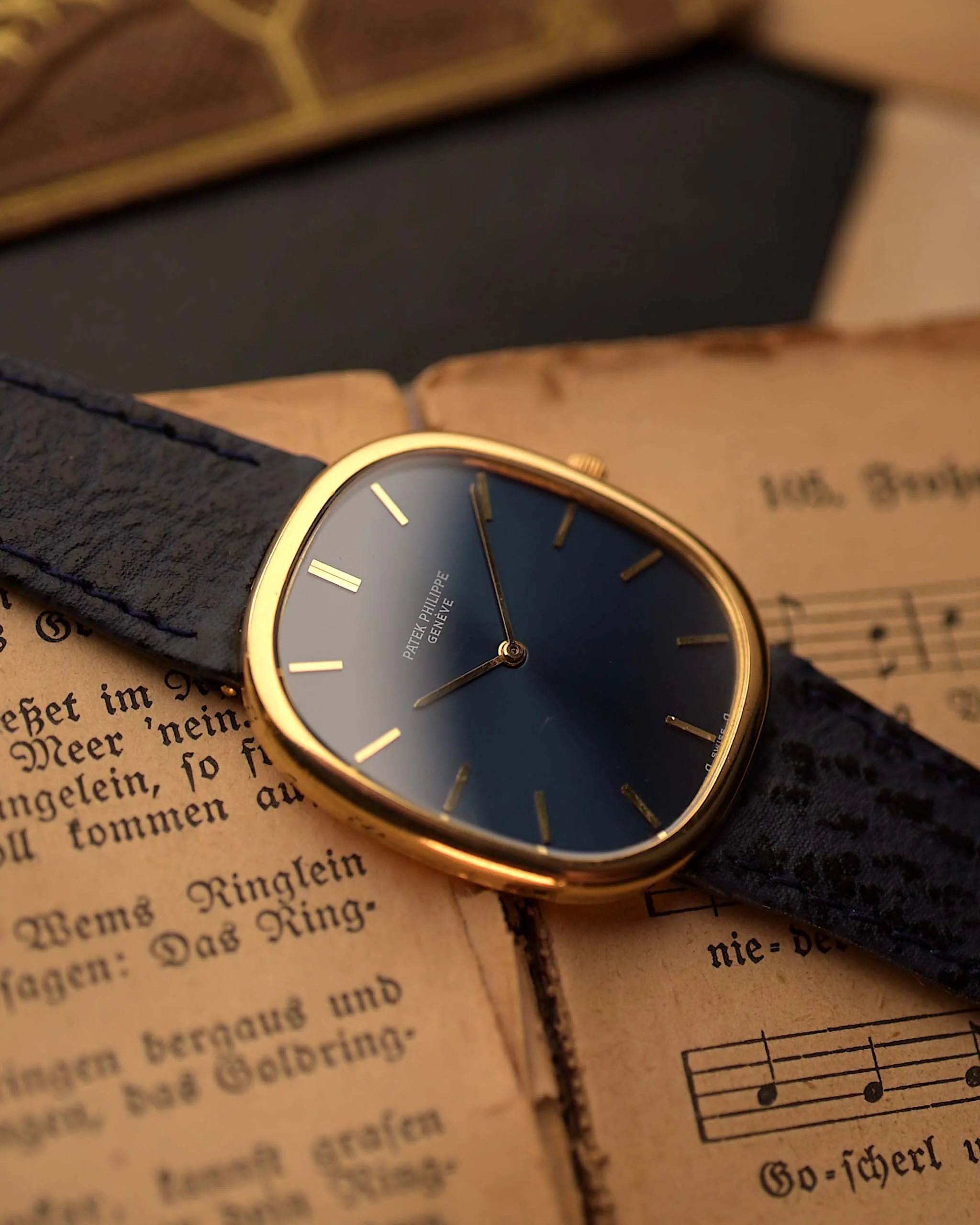 Patek Philippe 3738 Jumbo Ellipse 1980s - Image 6