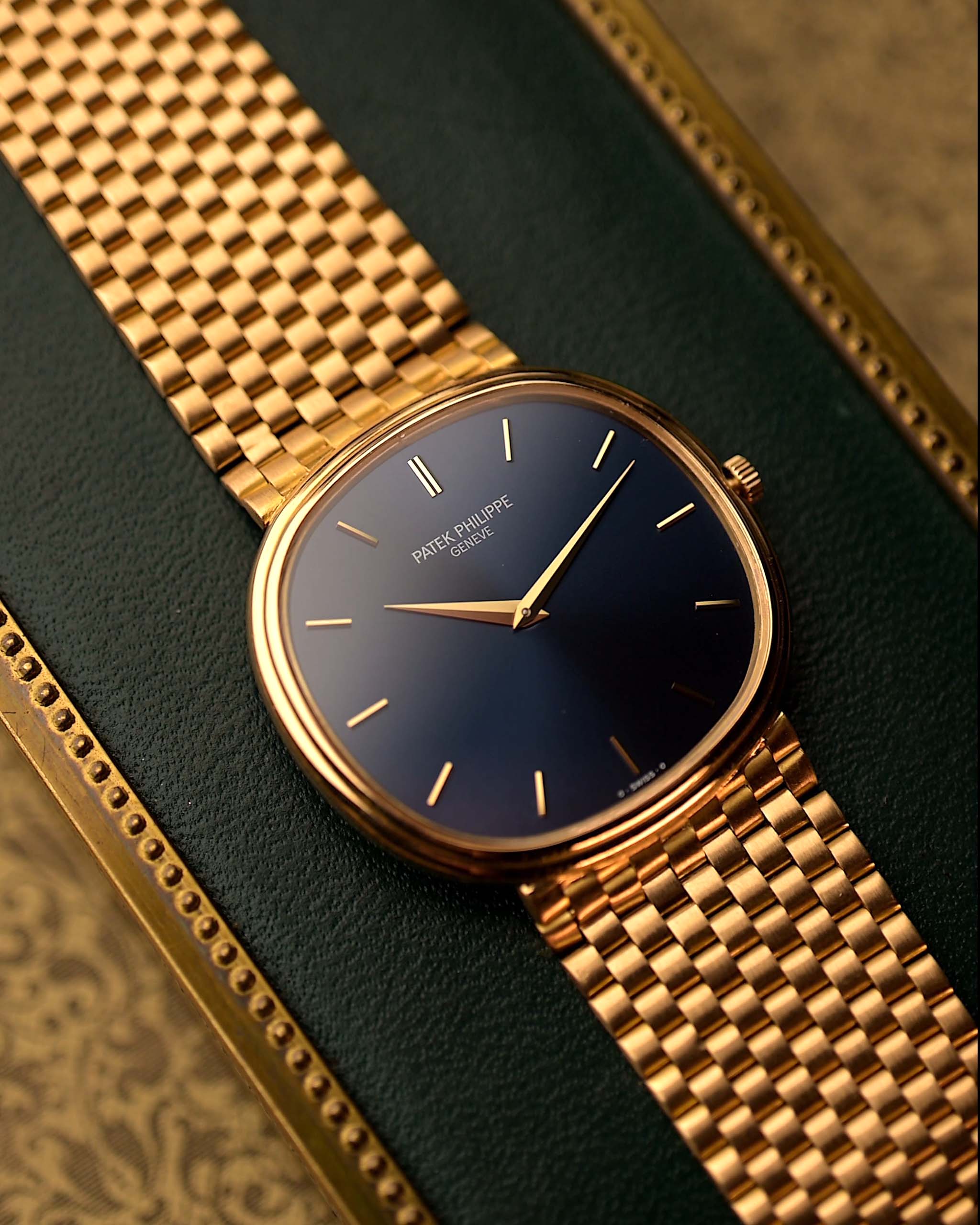 Patek Philippe 3739 Jumbo Ellipse 1980s - Image 3