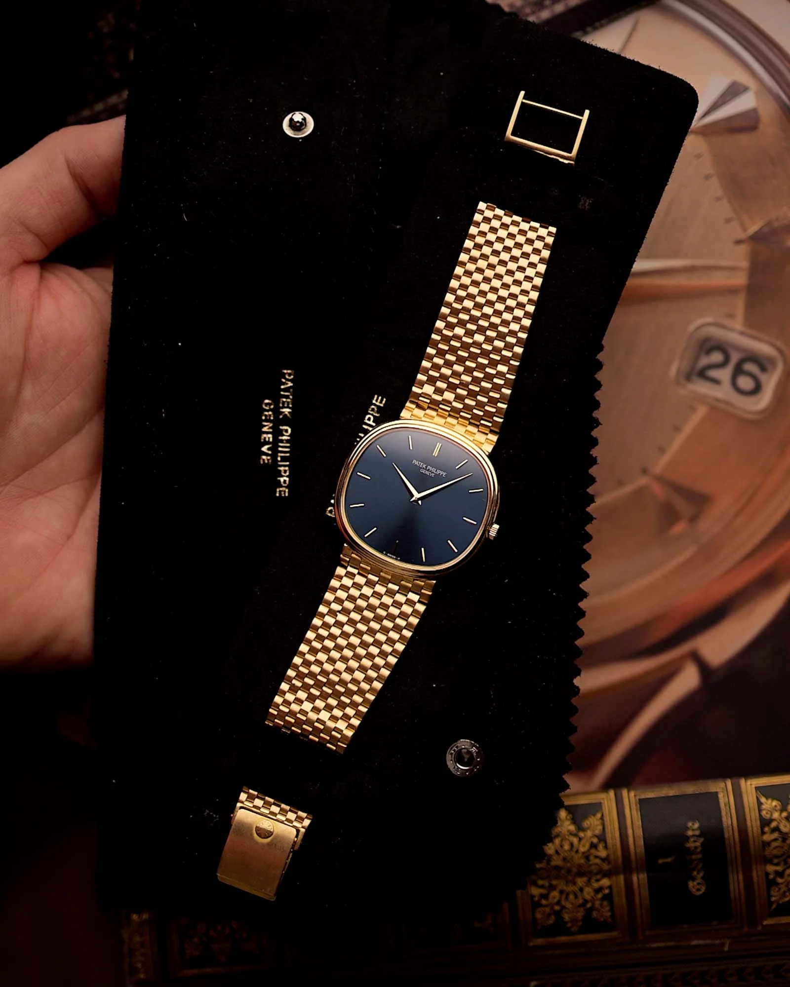 Patek Philippe 3739 Jumbo Ellipse 1980s - Image 6