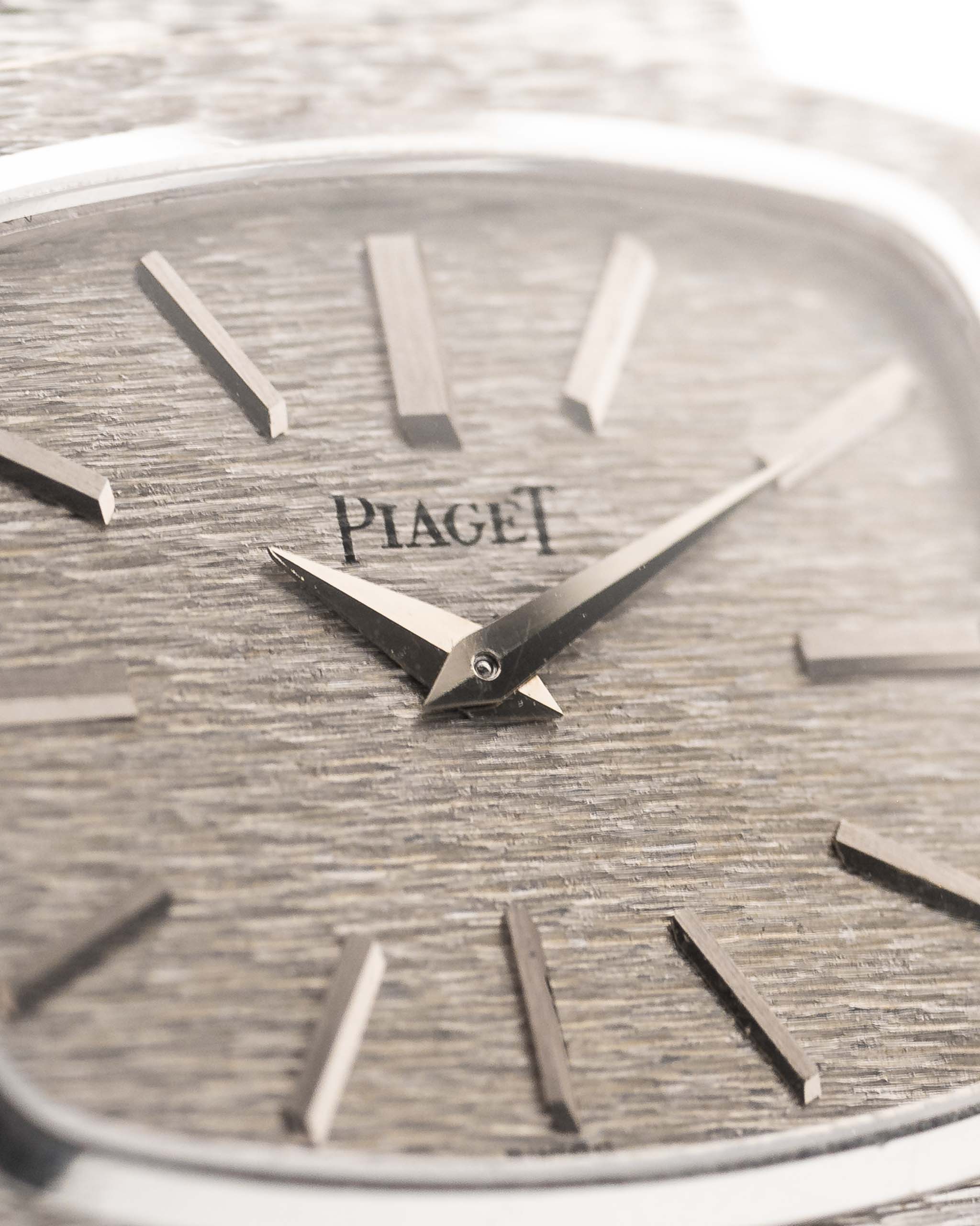Piaget TV 9574 Bark White Gold 1970 - Image 20