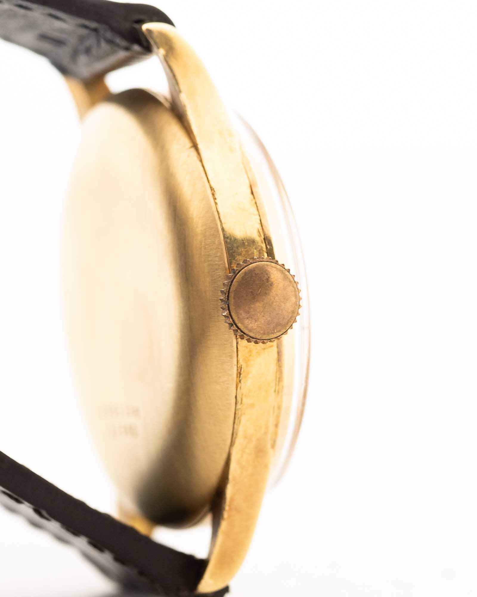 Universal Geneve 12540 Aero Compax 18k 1940s - Image 16