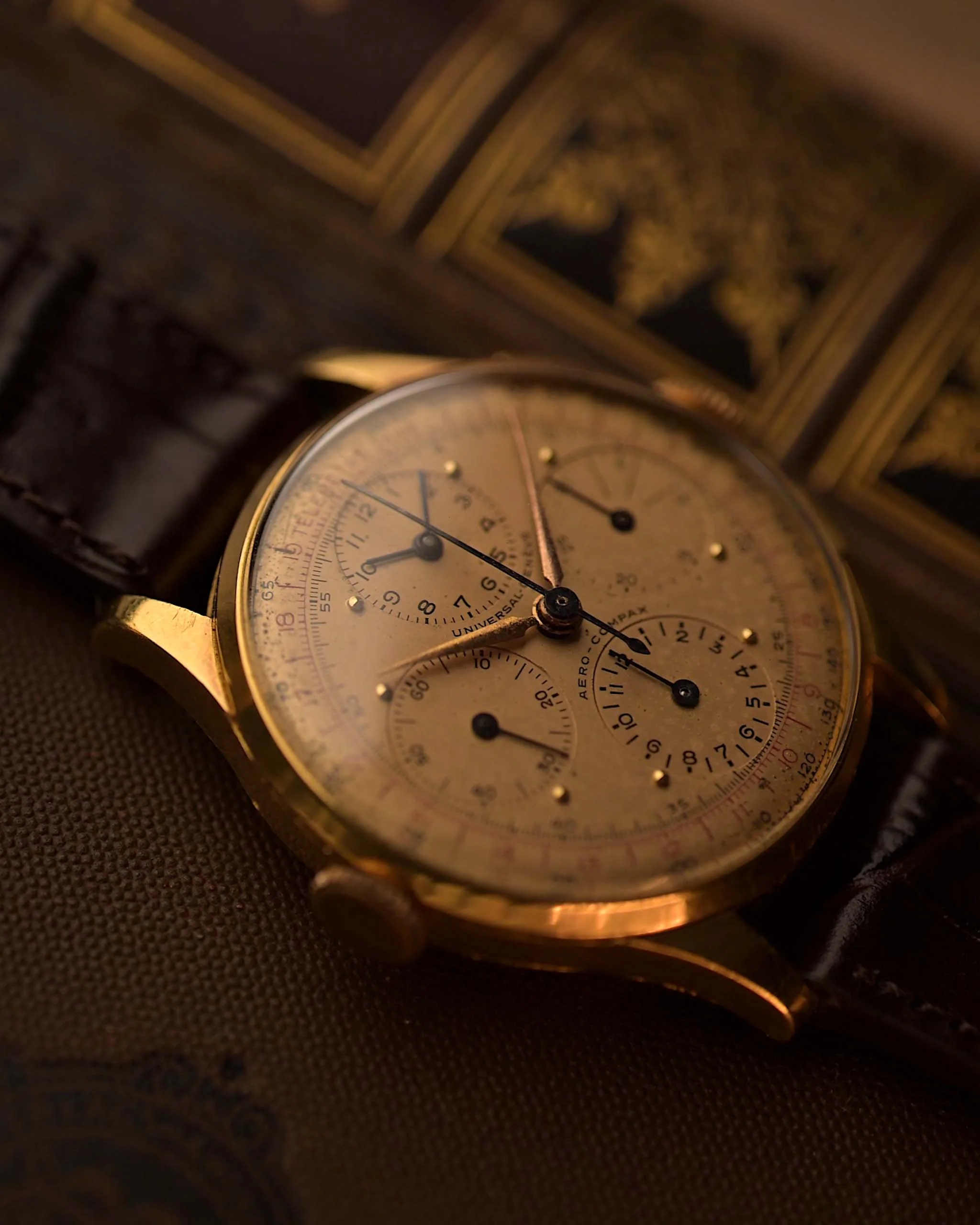 Universal Geneve 12540 Aero Compax 18k 1940s - Image 6
