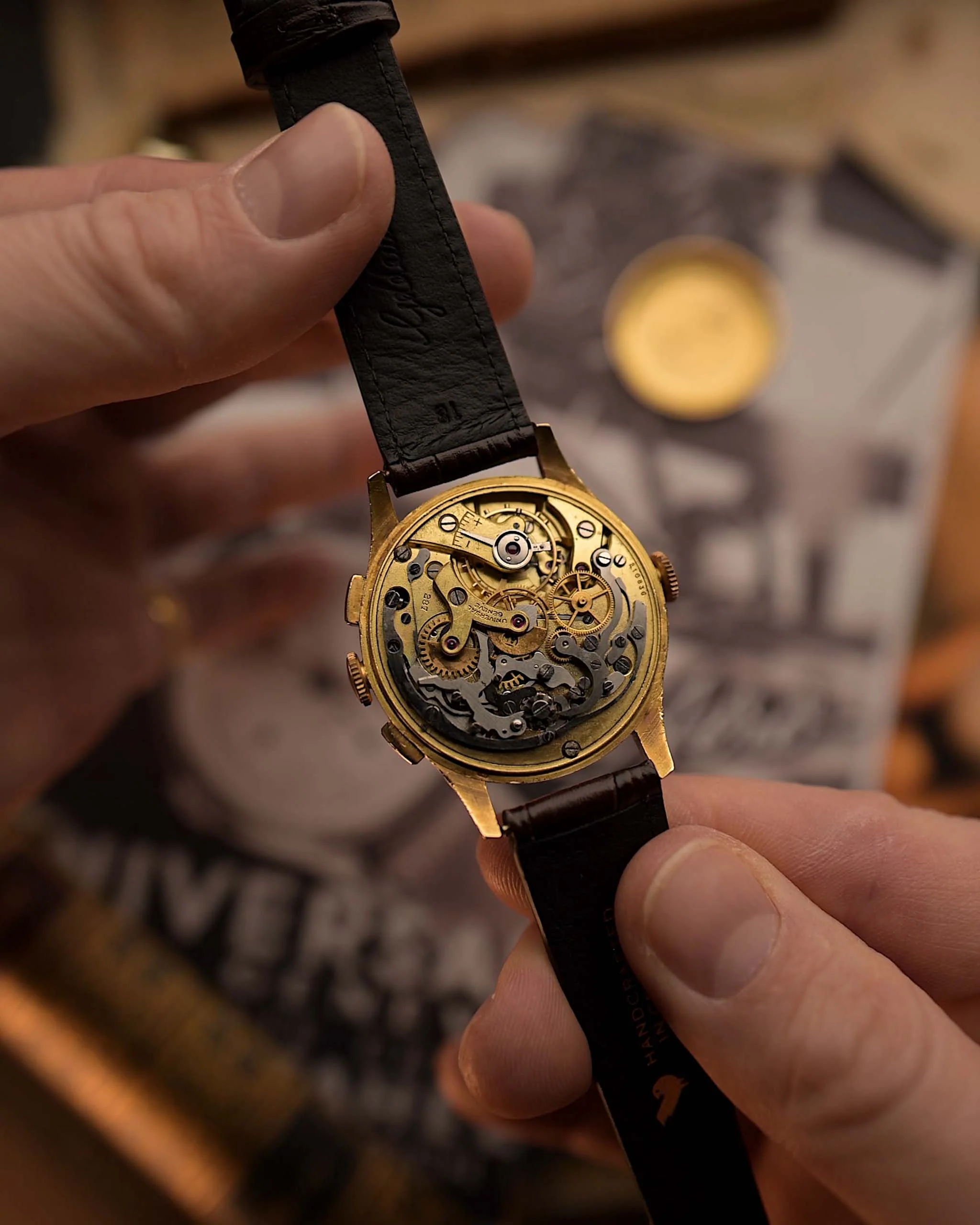 Universal Geneve 12540 Aero Compax 18k 1940s - Image 9