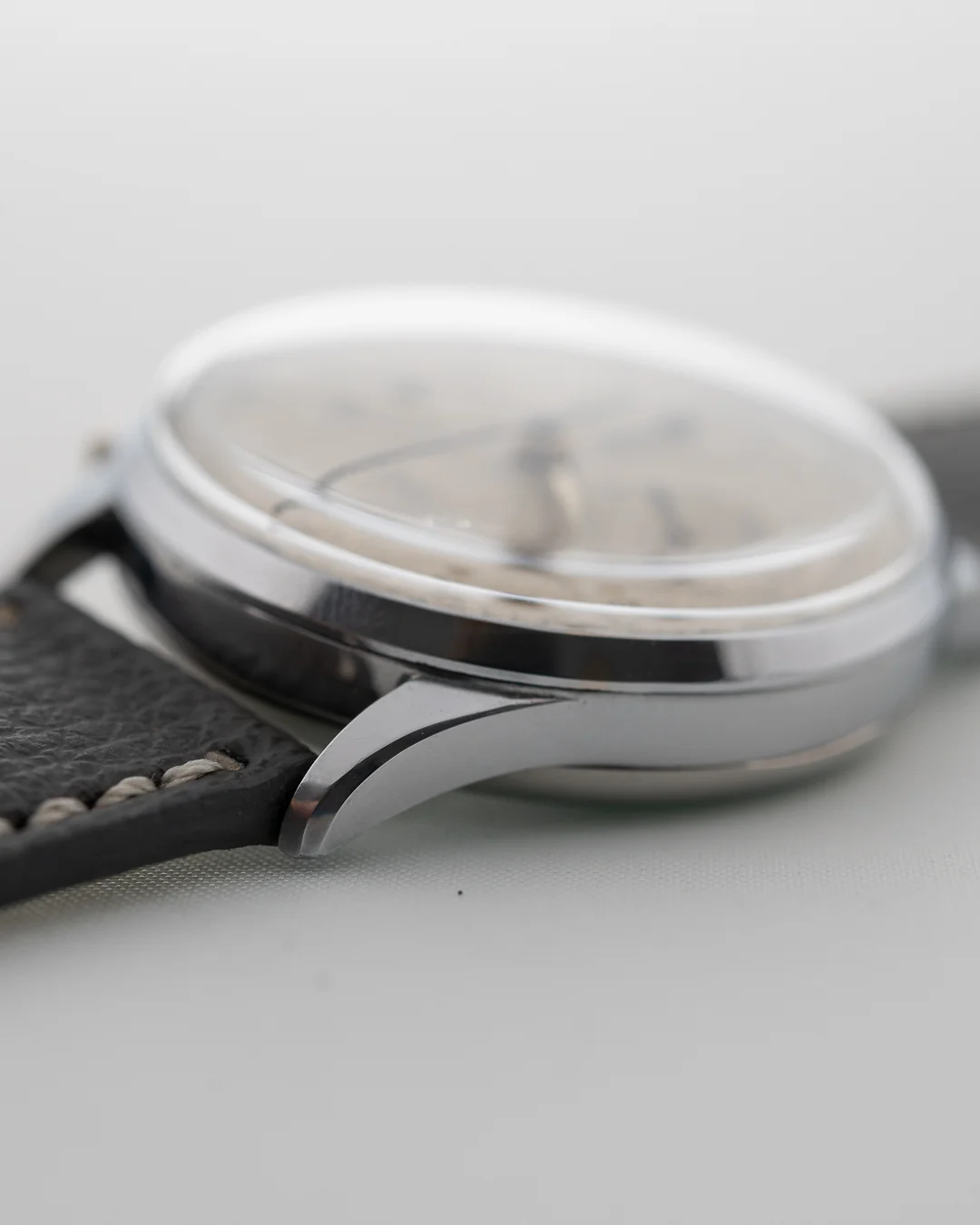 Universal Geneve Compax 1944 - Image 8