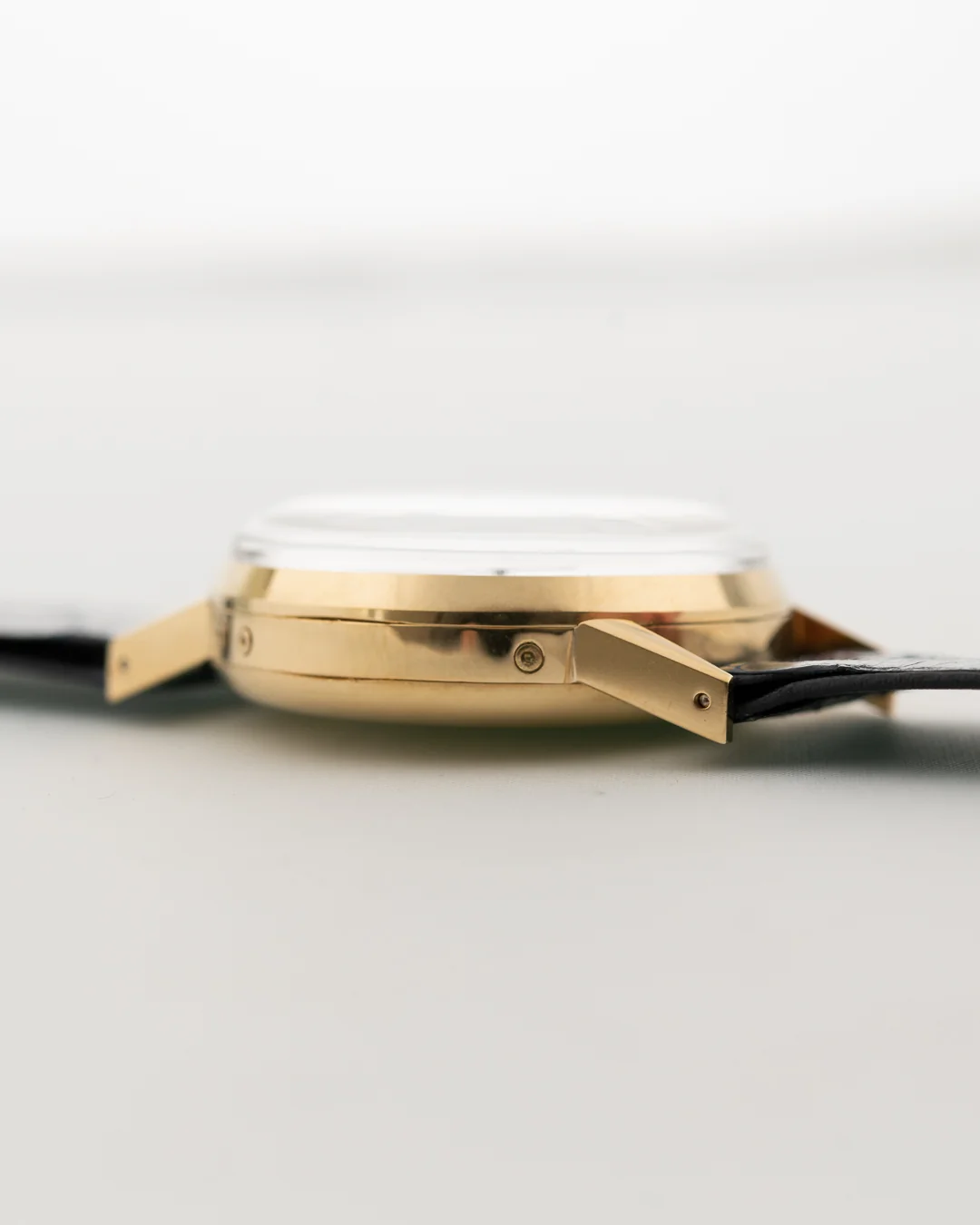 Universal Geneve Tri Compax 18k 1947 - Image 6