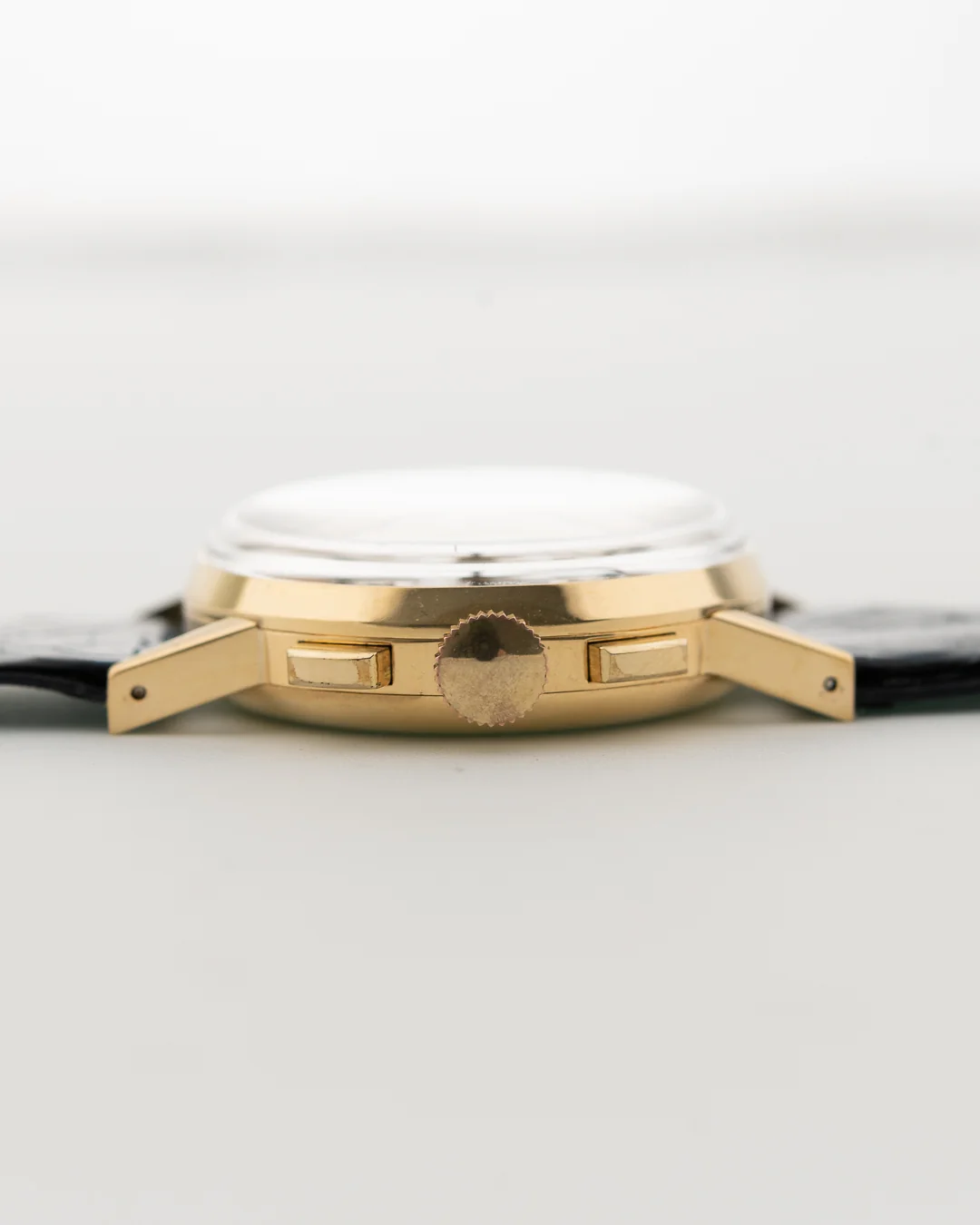 Universal Geneve Tri Compax 18k 1947 - Image 7